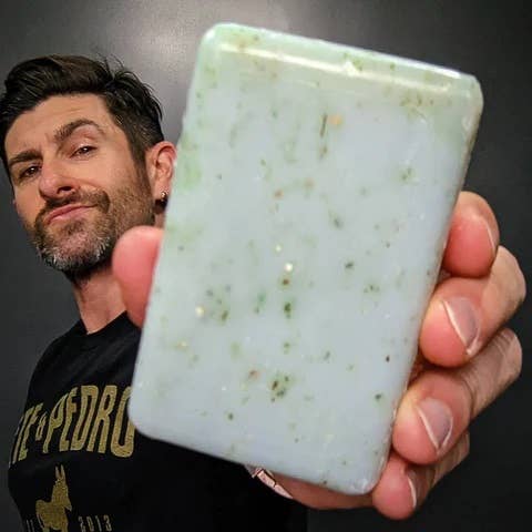 FRESH Exfoliating & Hydrating Bar Soap