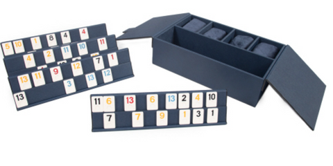 Lacquer Poker Set