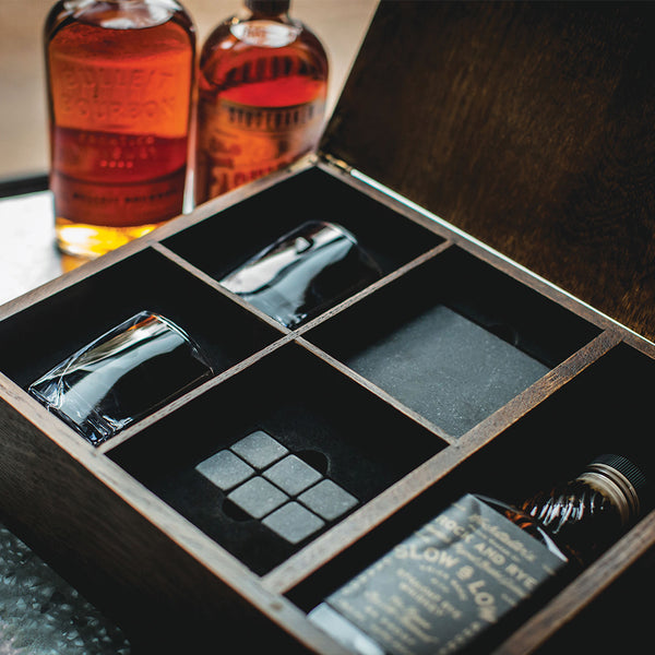 Picnic Time Whiskey Box Gift Set